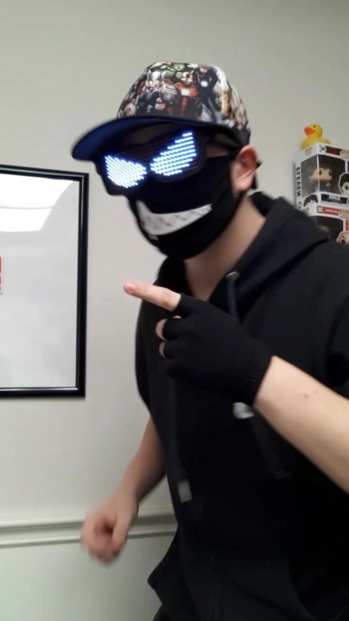 @RED 40