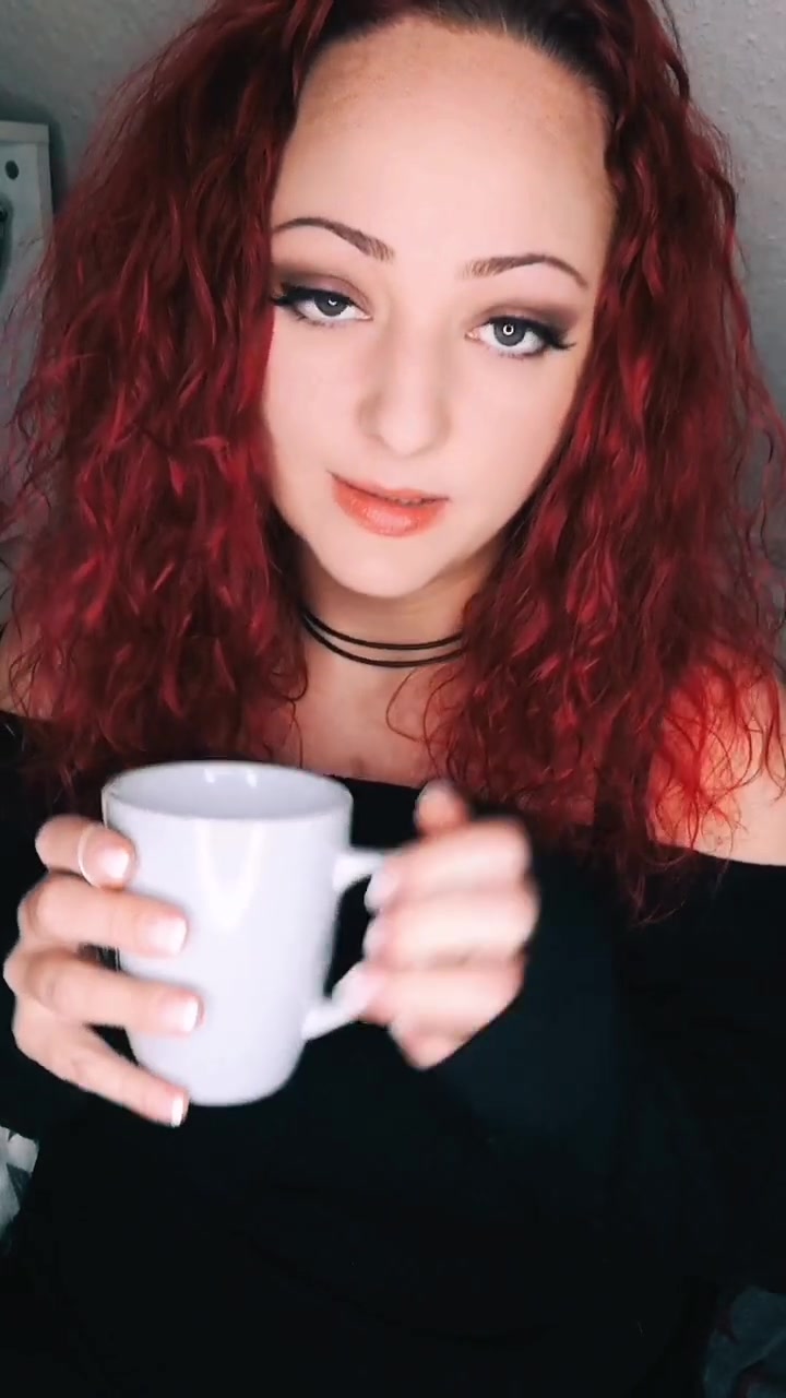 @𝓜𝓻𝓼𝓡𝓮𝓭𝓱𝓮𝓪𝓭