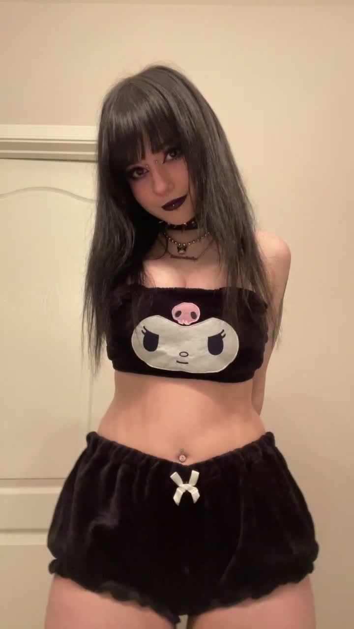 @xunniexoo