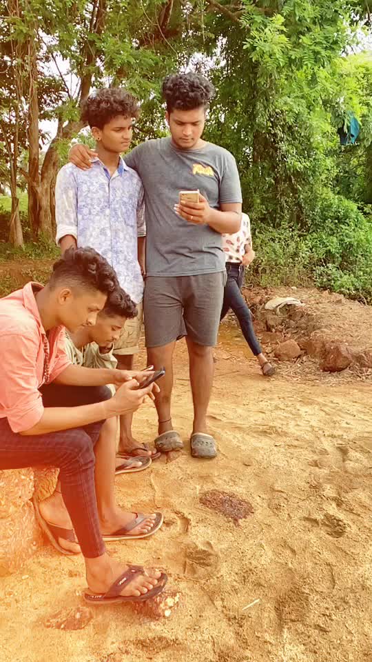 @NAMITHA🌍