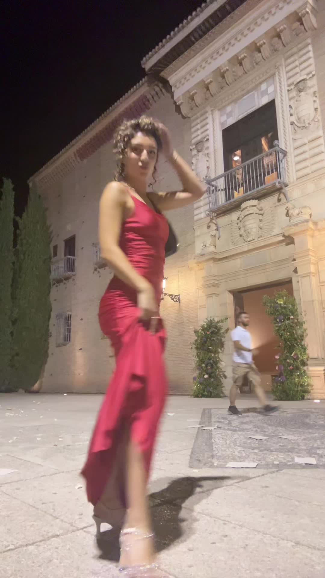 @CurlyQueen