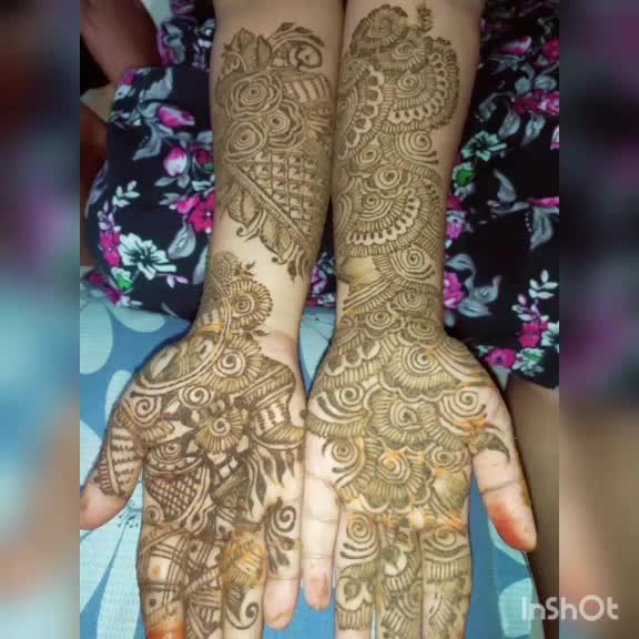 @sriya_naidu