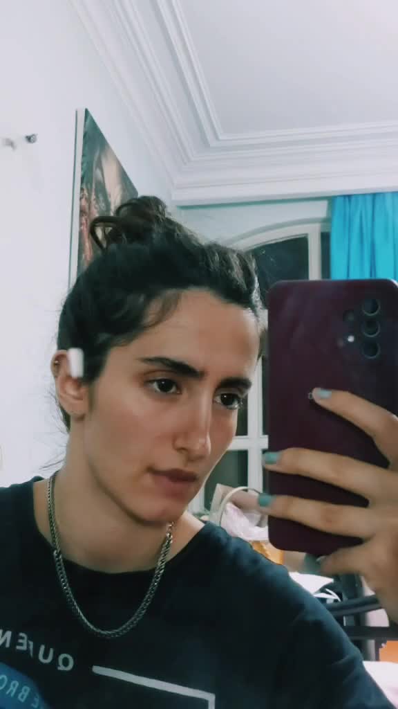 @_nazaninsb_