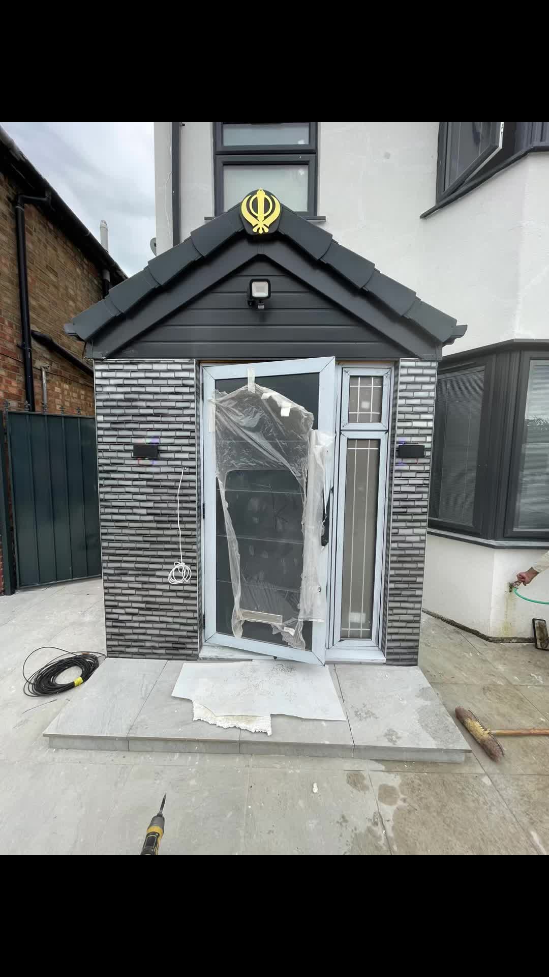 @Sunny Uk 07706389921