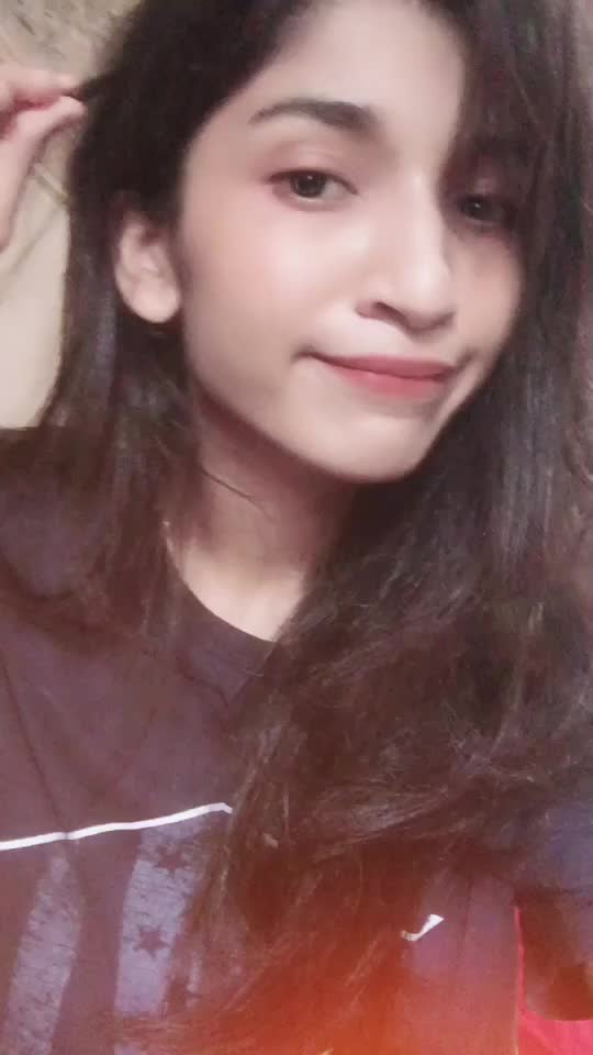 @S A K S H I💫