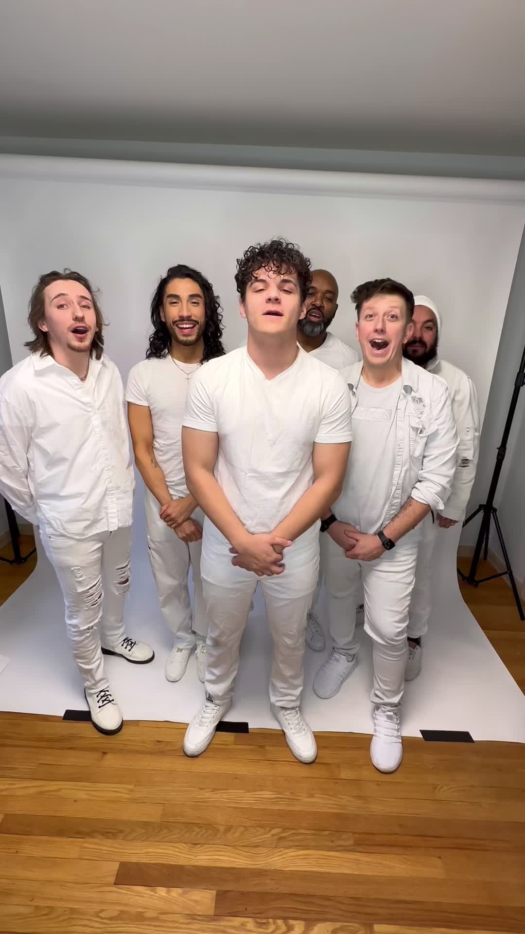 @Boy Band Review