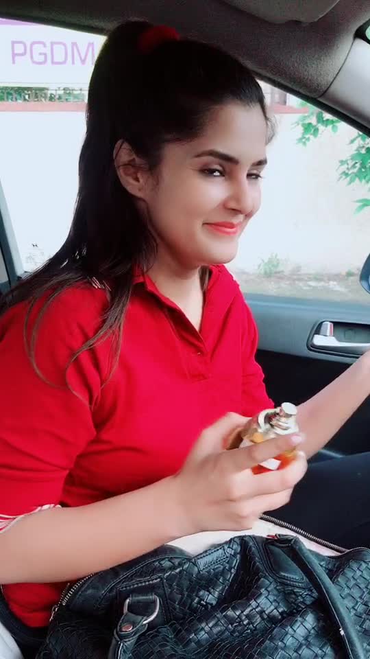 @👑Pragati👑
