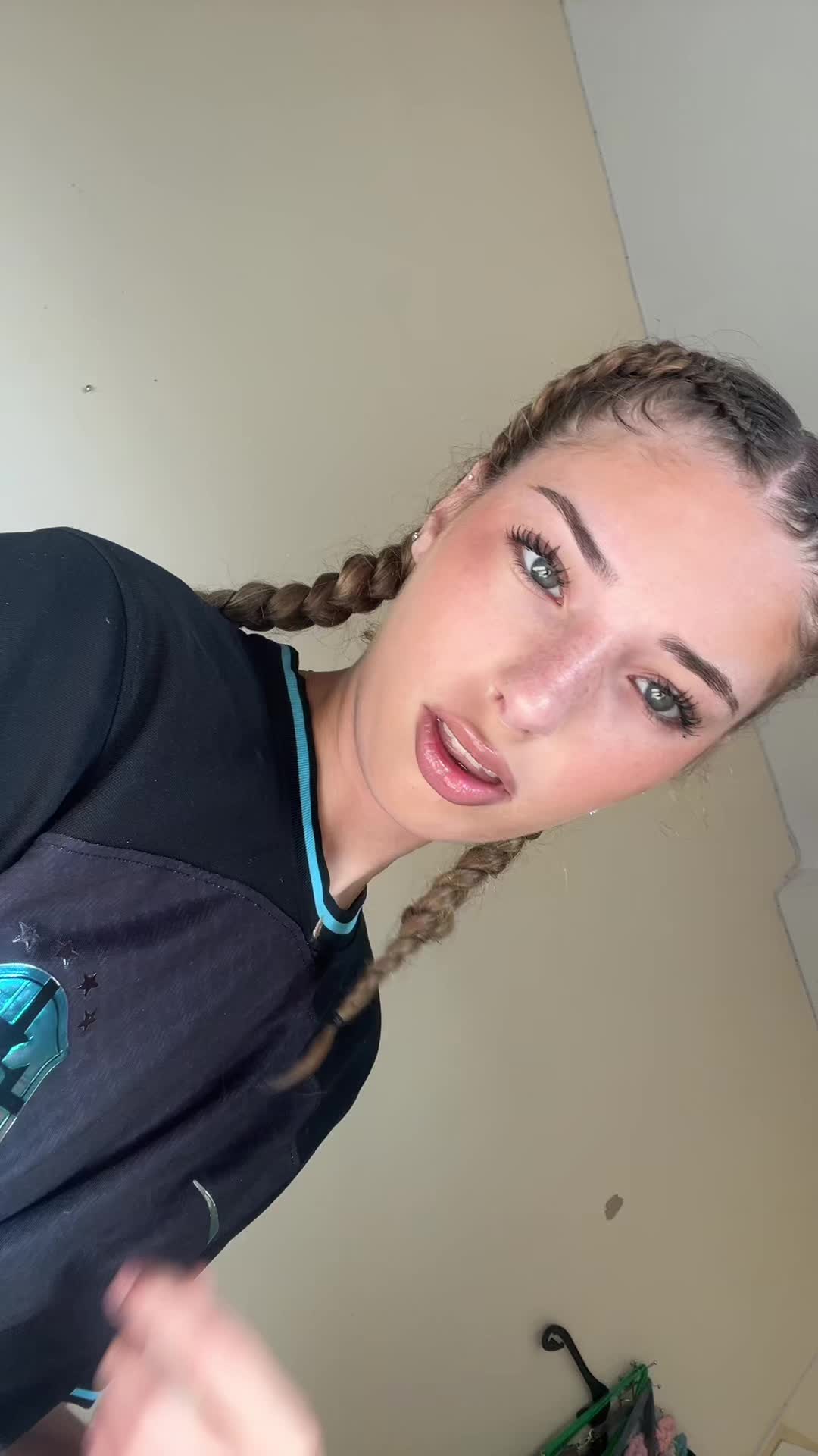 @s_cnv_