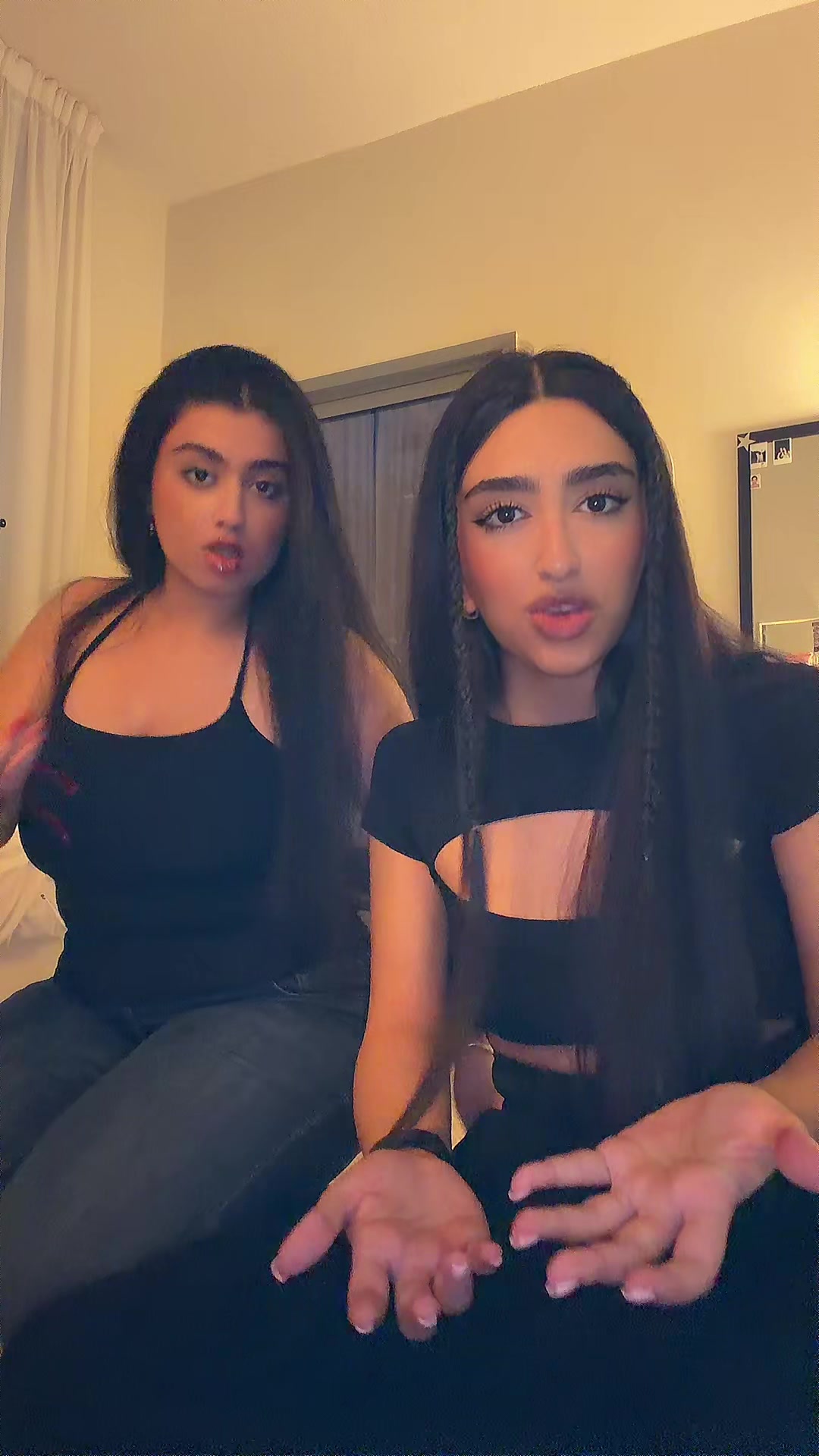 @★