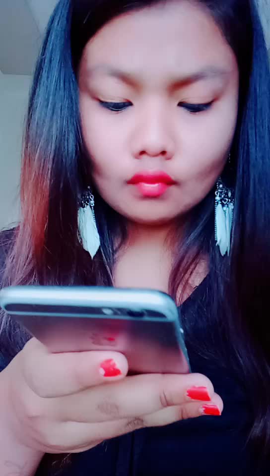 @Nepali Girl😎