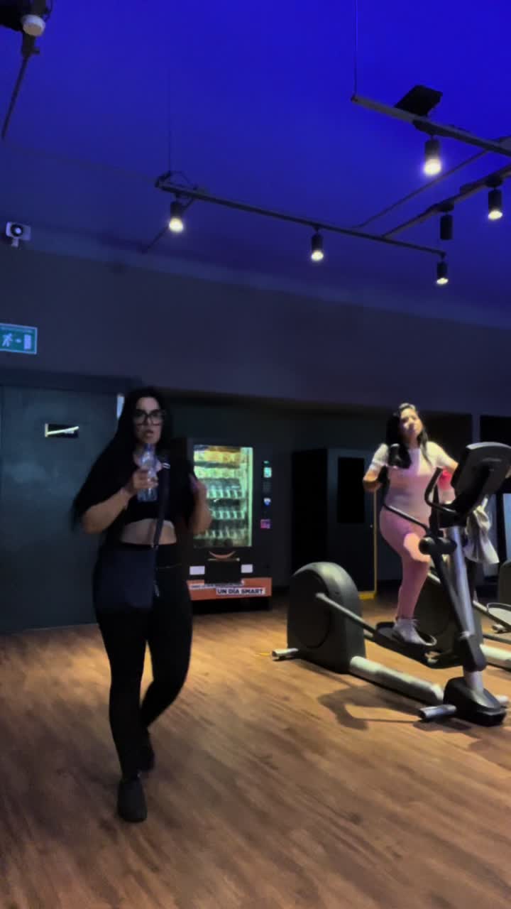 @alejandrasuarez_radio
