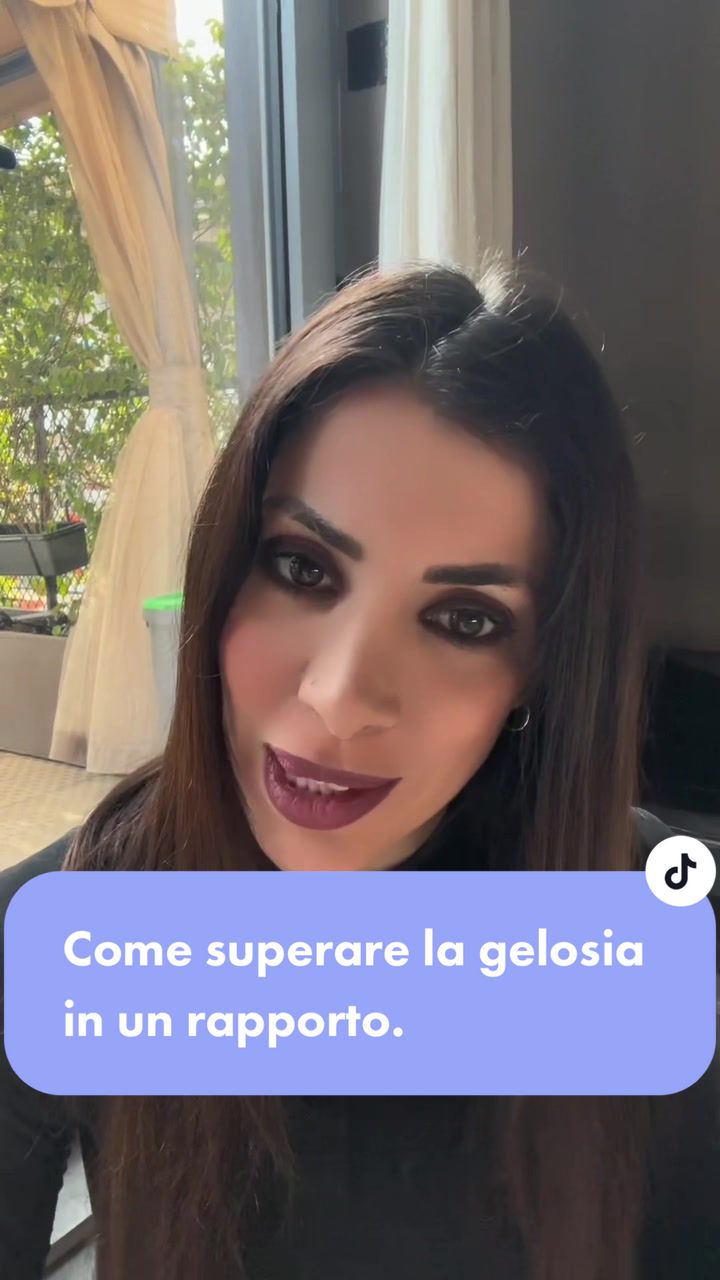 @ElenaBeccore