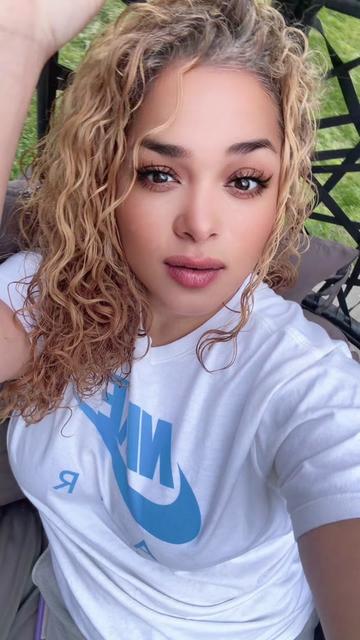 @MzJazyMo&rsquo;