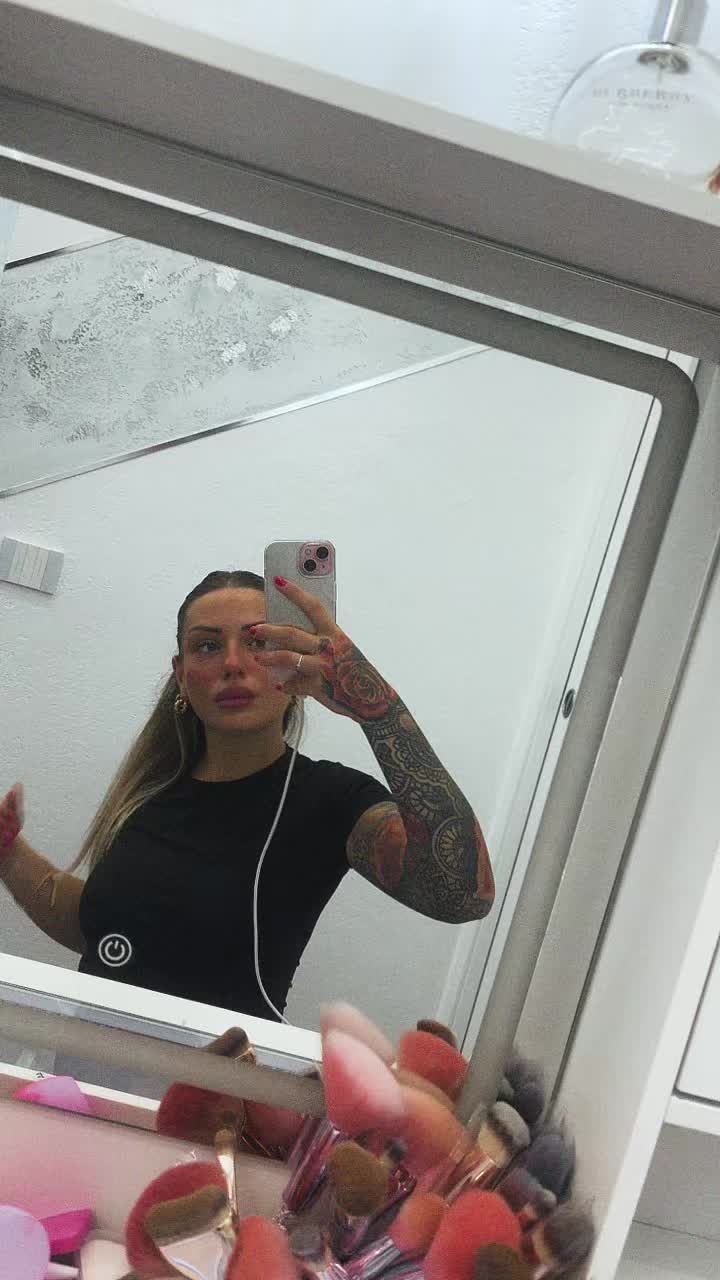 @Linda🖤