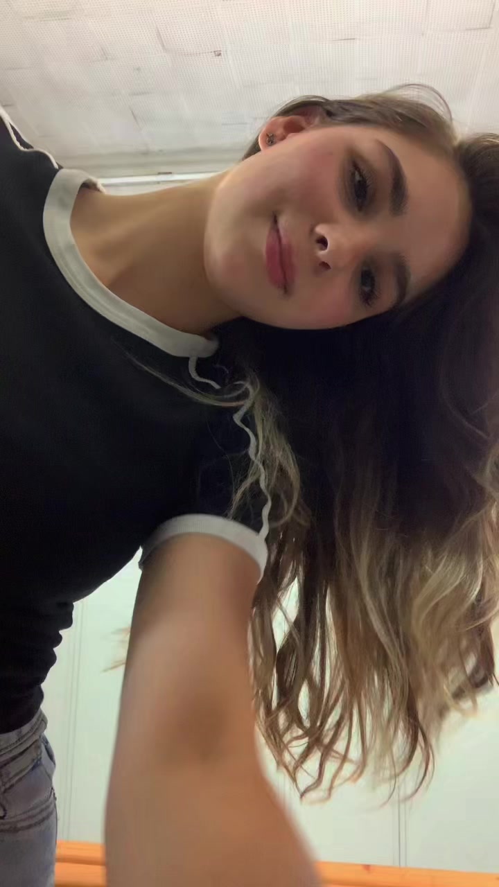 @lаura