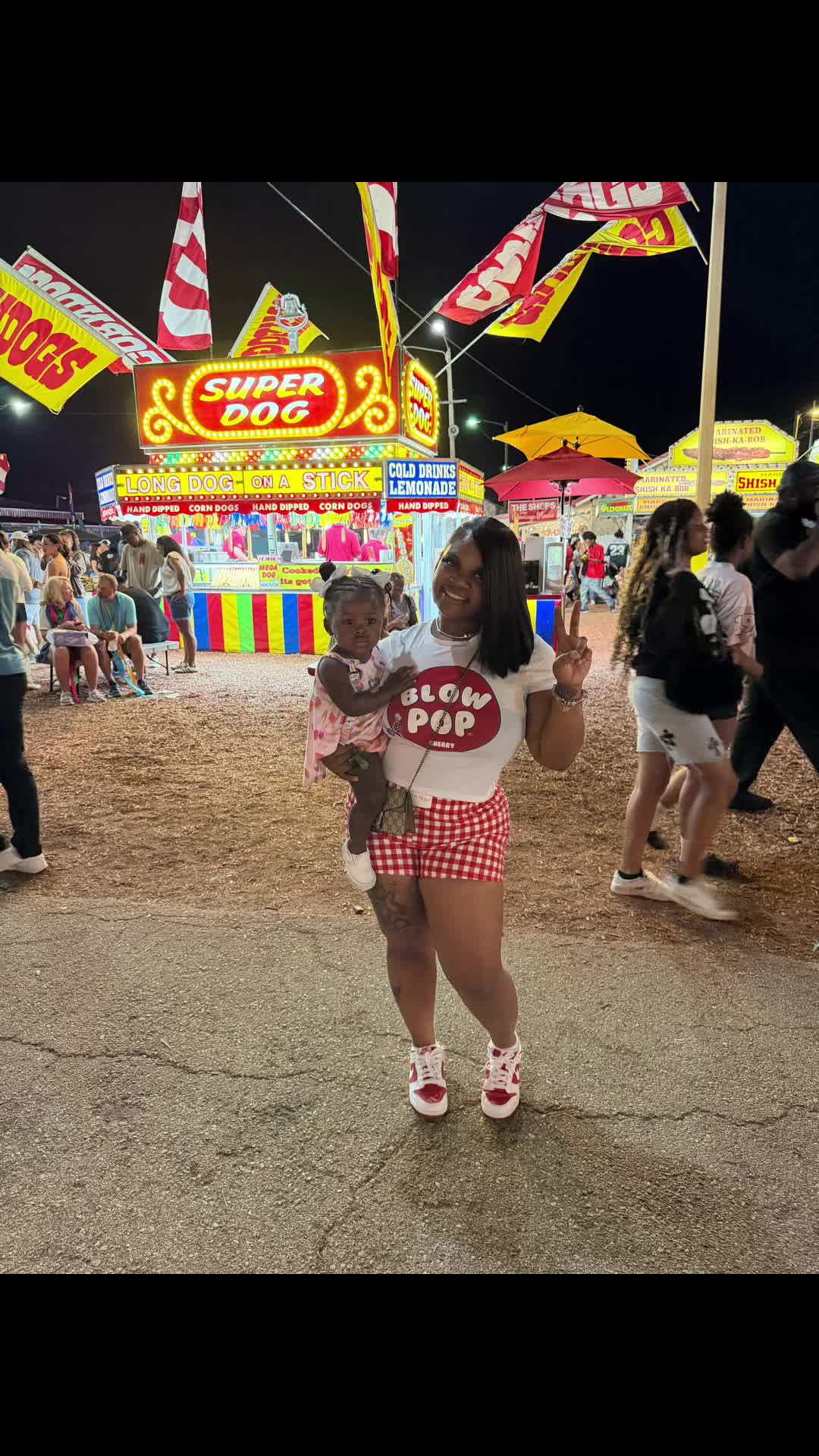 @kaylaaofcourse