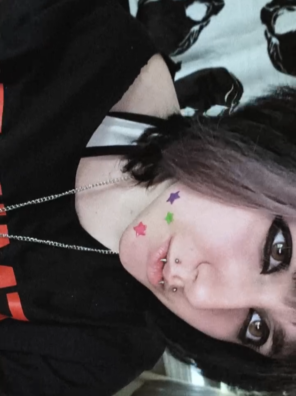 @𝄞☠️⋆˚࿔𝑽𝒊𝒄𝒌𝒚𝑺𝒌𝒖𝒍𝒍𝒛&trade;