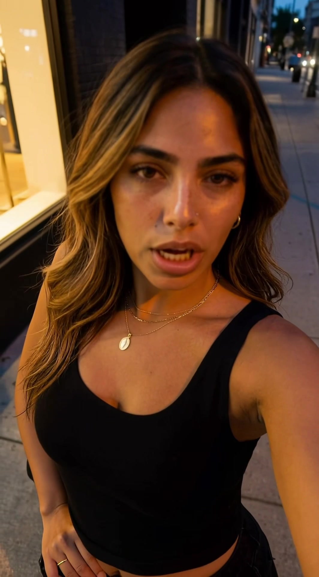 @miadelgado