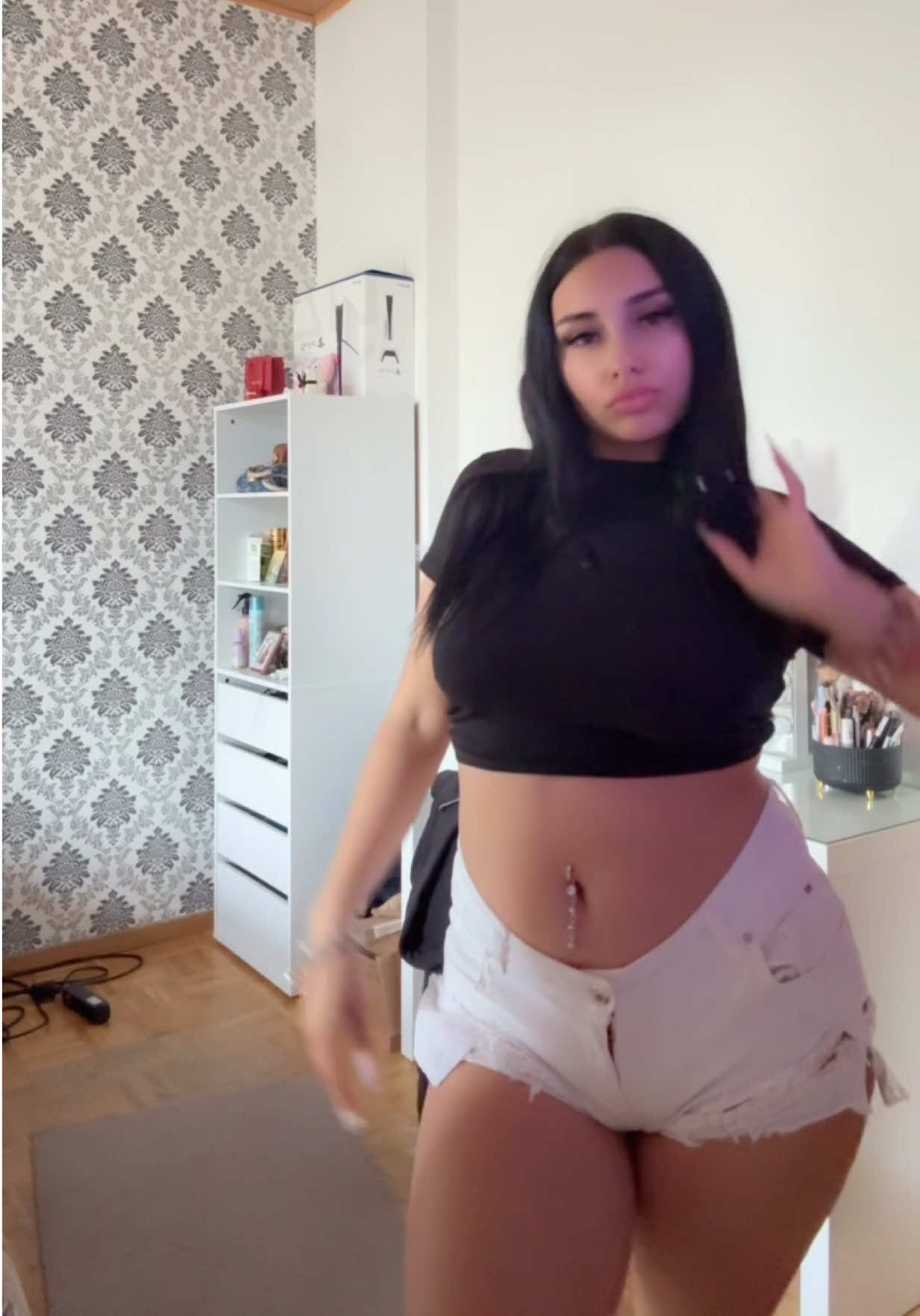 @𝒜𝓁𝑒𝓈𝓈𝒾𝒶