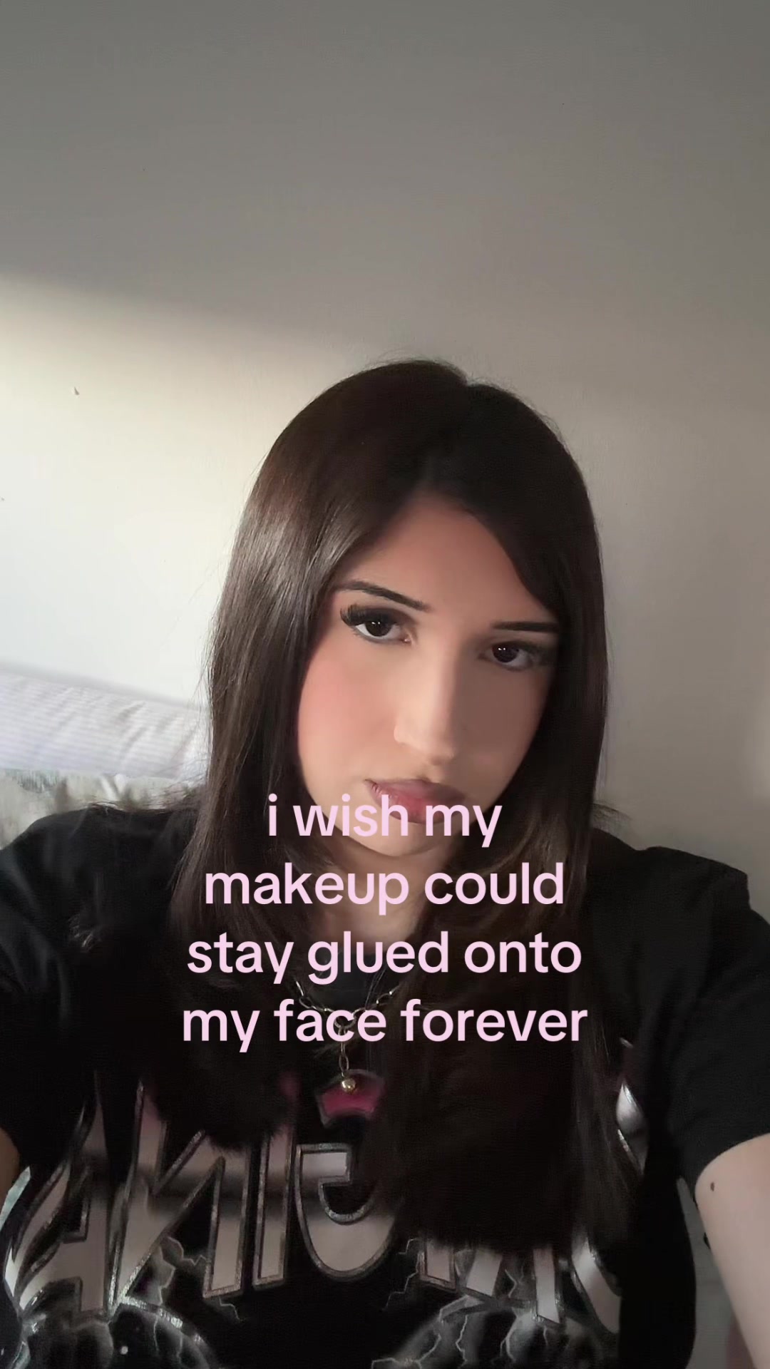 @⃟