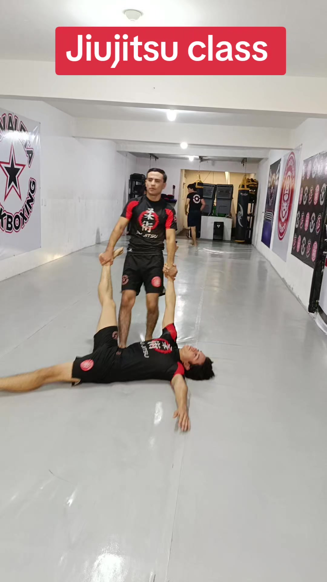 @ZavaletaKickboxing_mma