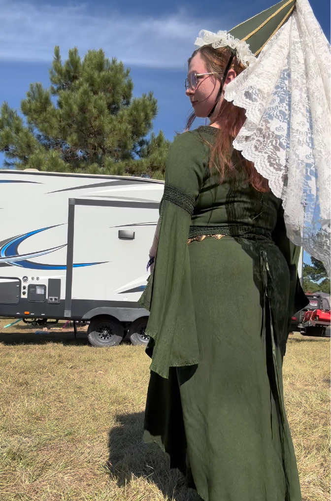 @Lady of the realm🗡️🏰