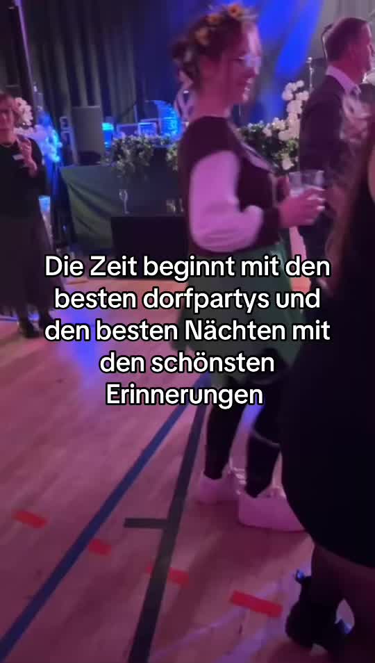 @🦋
