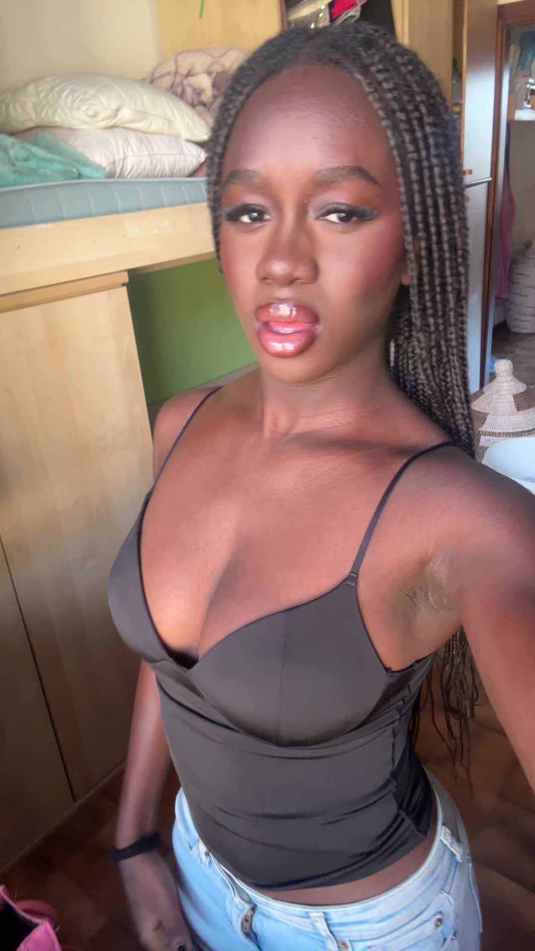 @meri👑