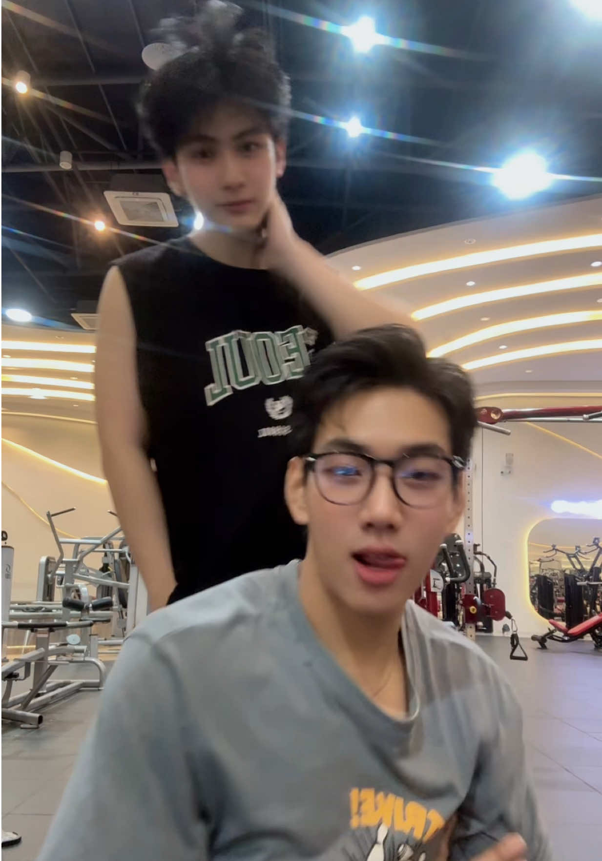 @ไอ้หนุ่มฮ่องกง