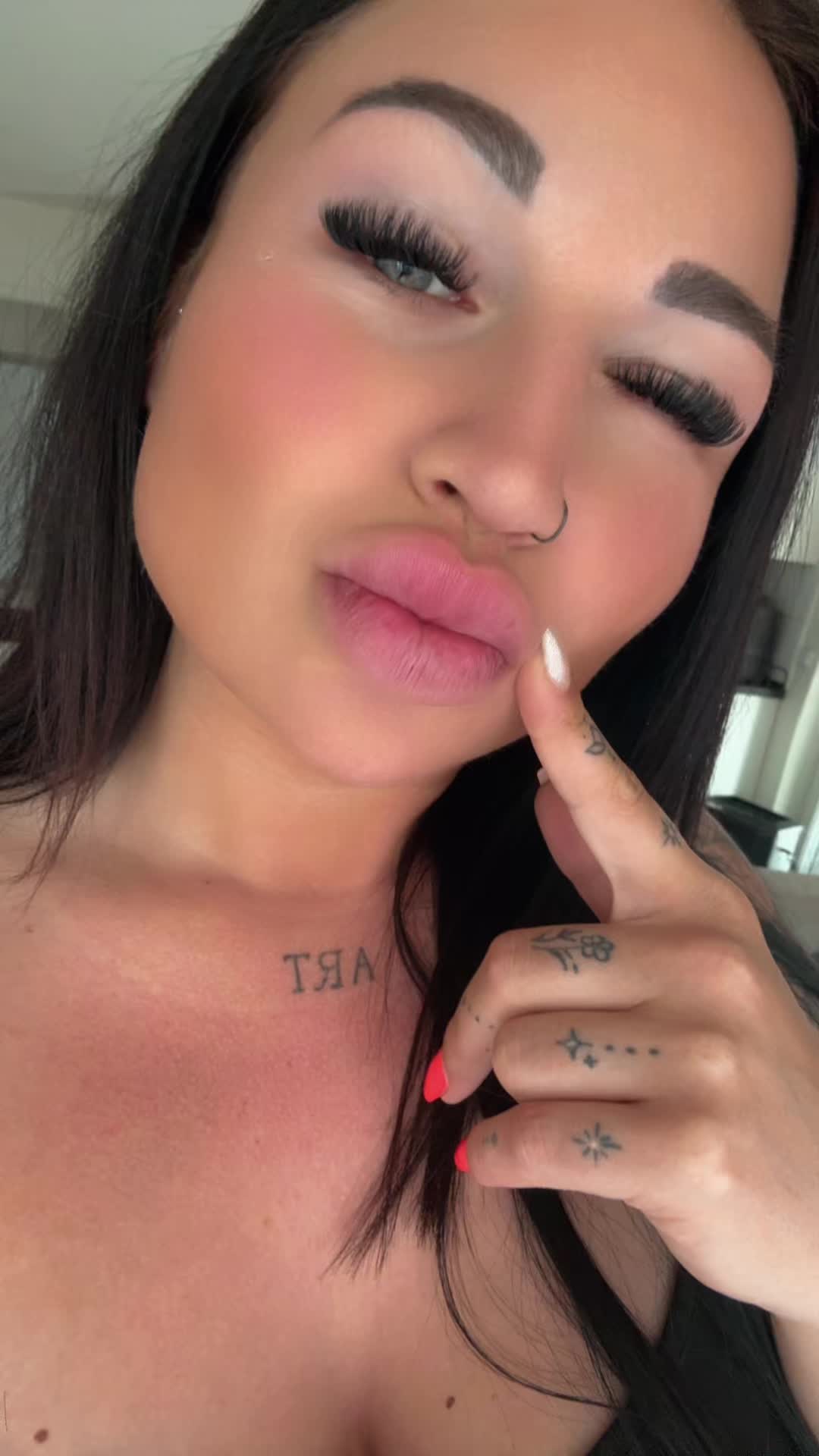 @Jasmin