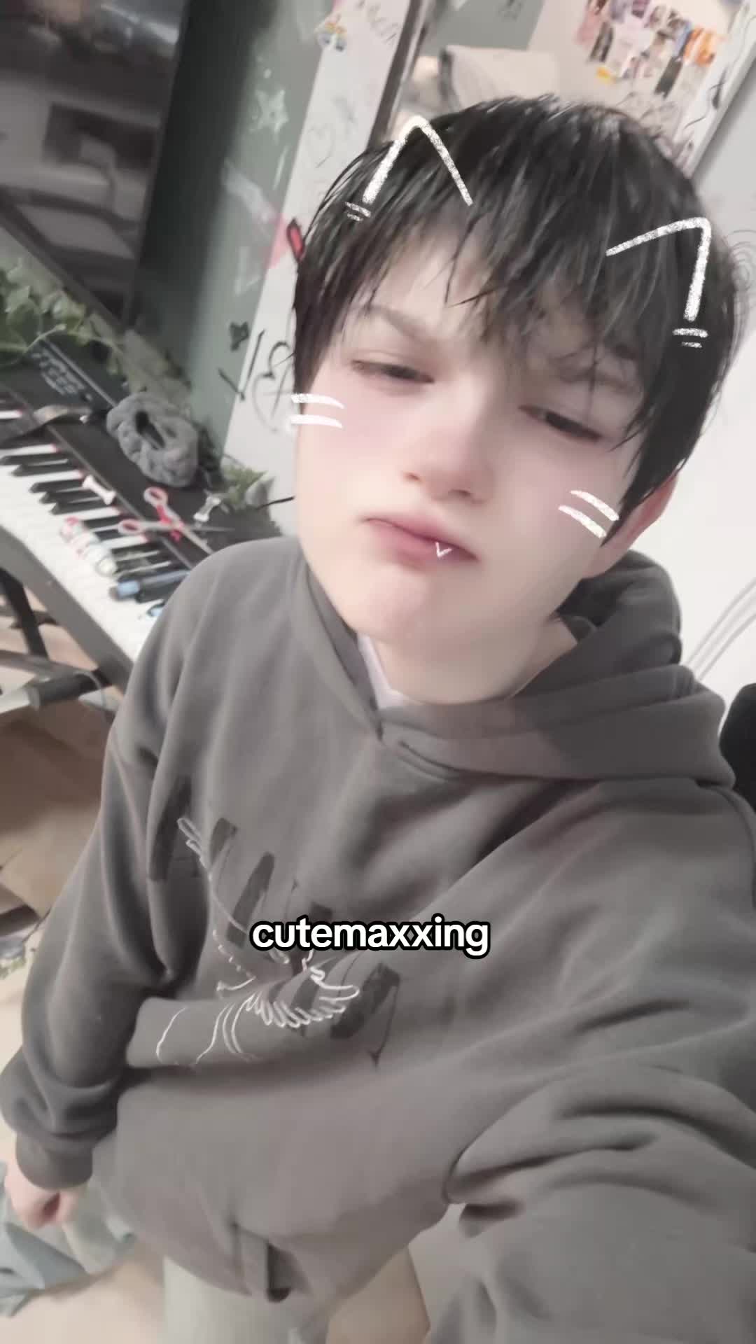 @⋆.˚Andrew˚.⋆