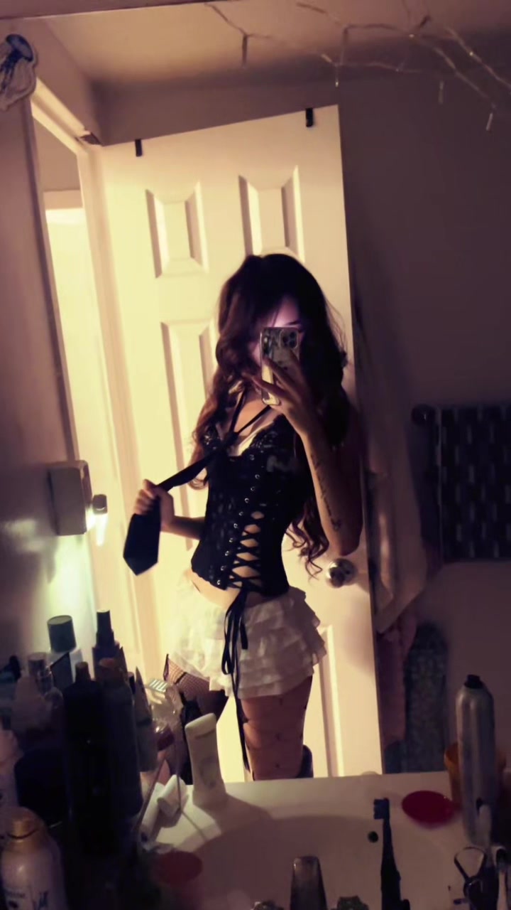 @𝐈𝐍༒𝐄𝐑𝐖𝐀