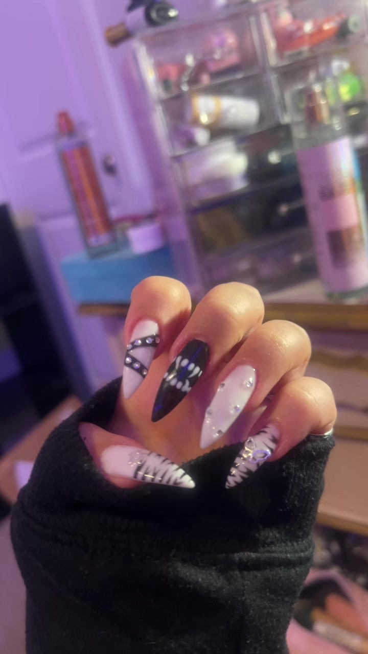 @luvfxtheron