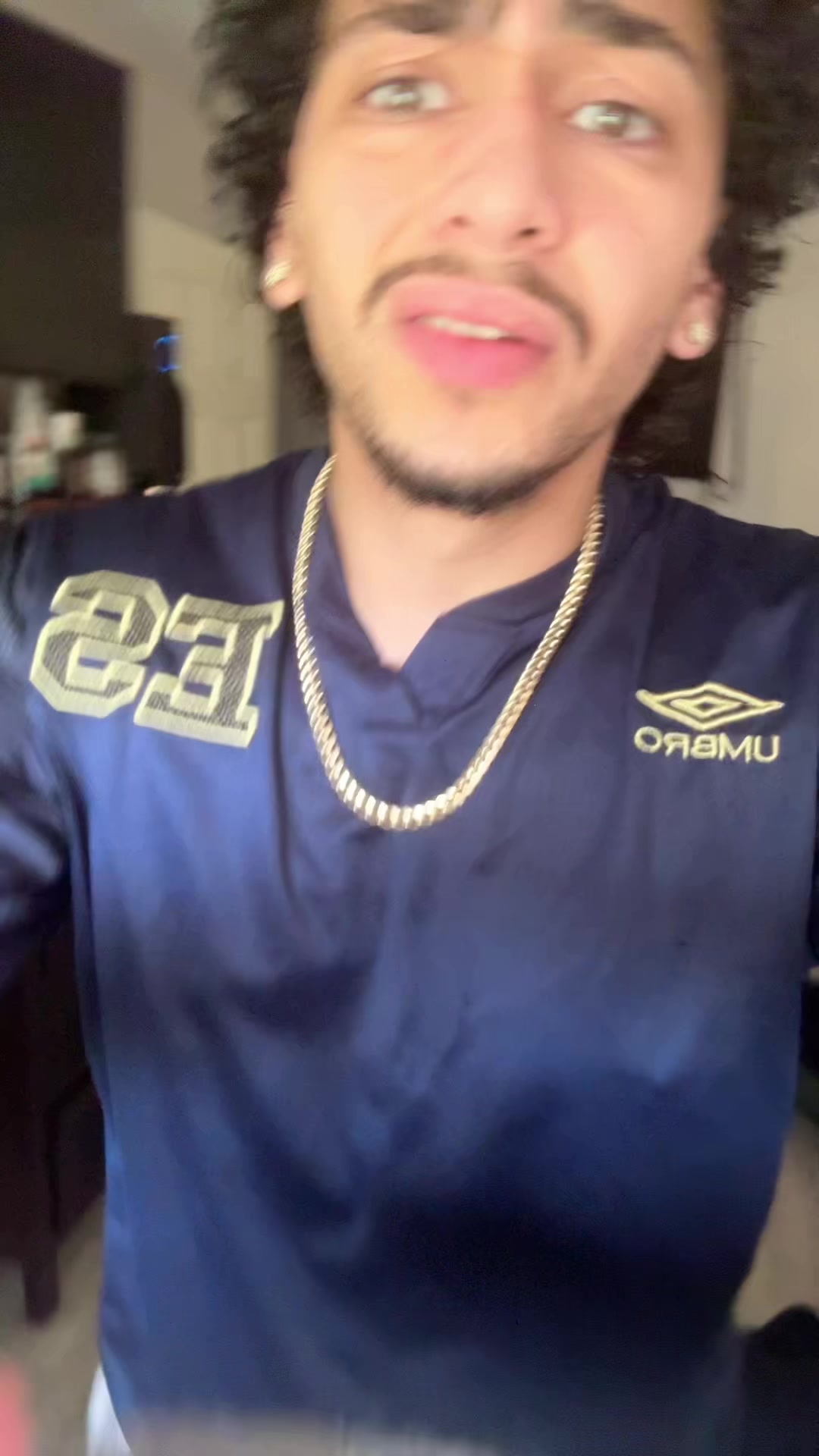 @kriswithahhk
