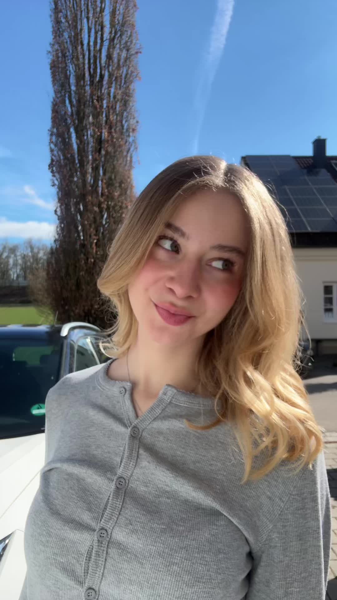 @clara