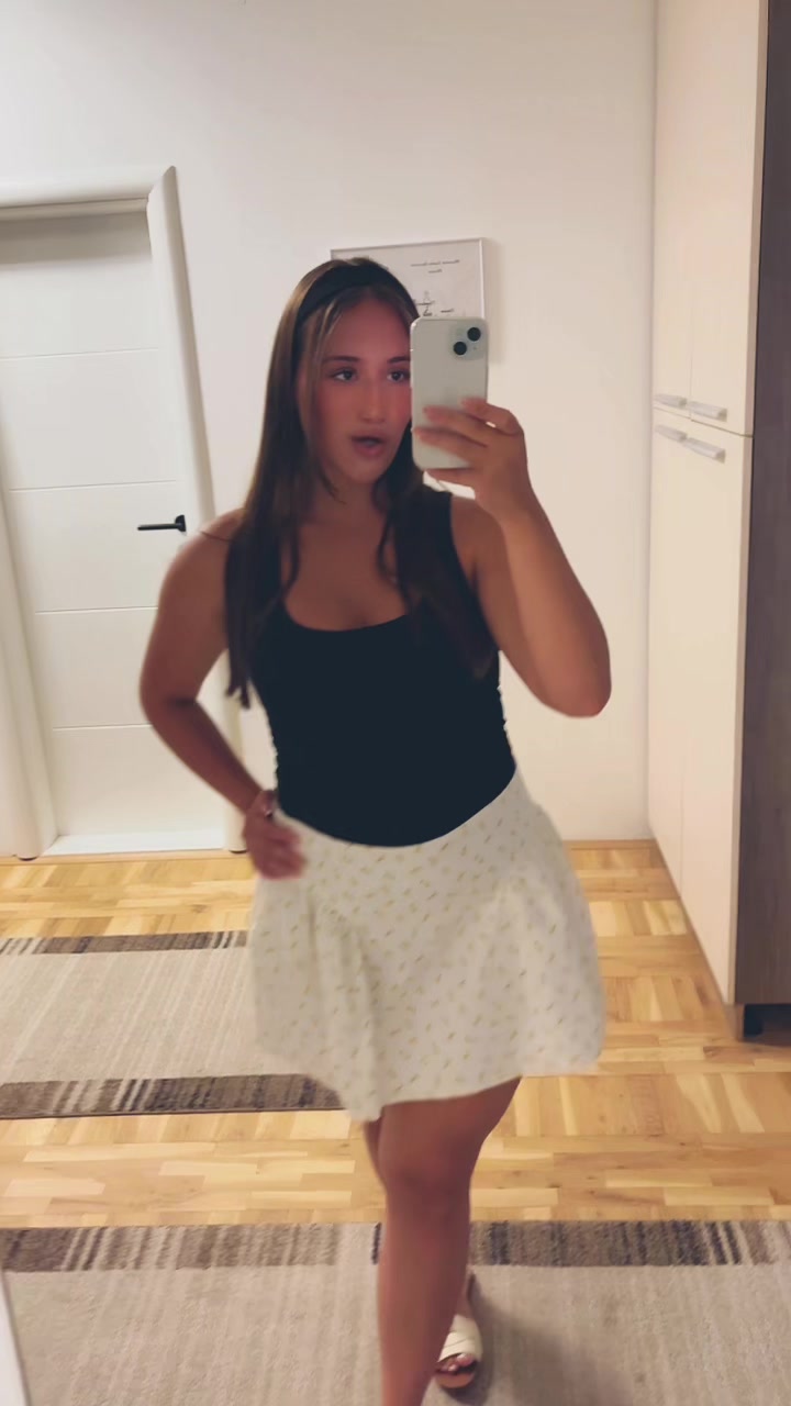 @Јована