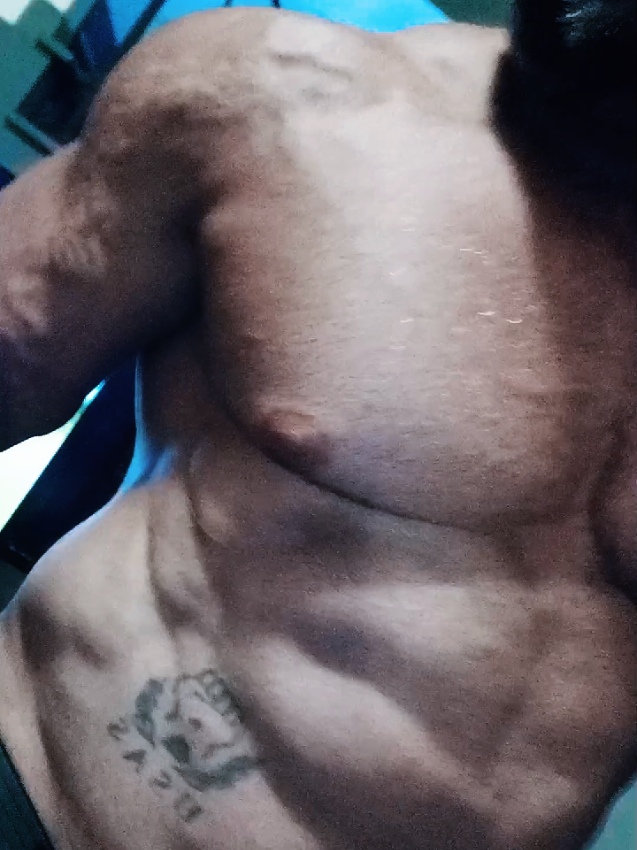 @Flesh_artist_1985