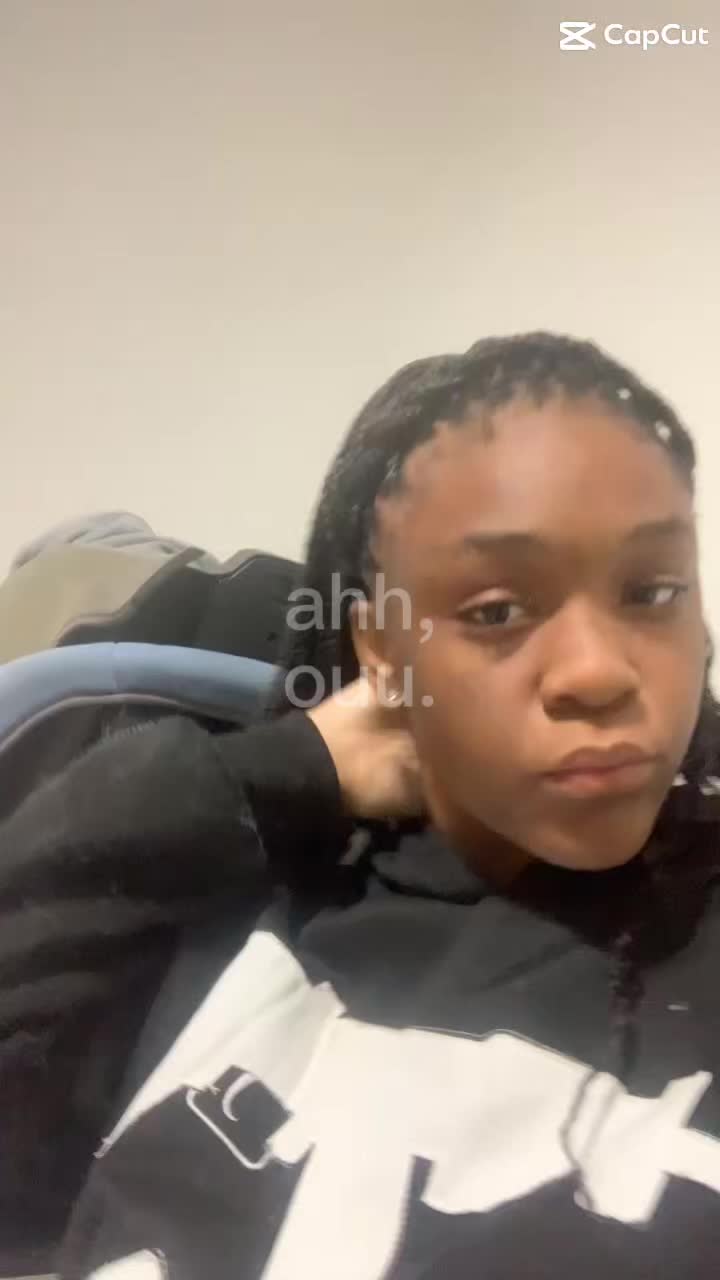 @arandombrownskinchick_