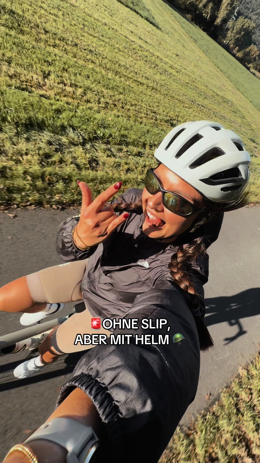 @Sera I 🏝️⛷️🎊🍺🐭