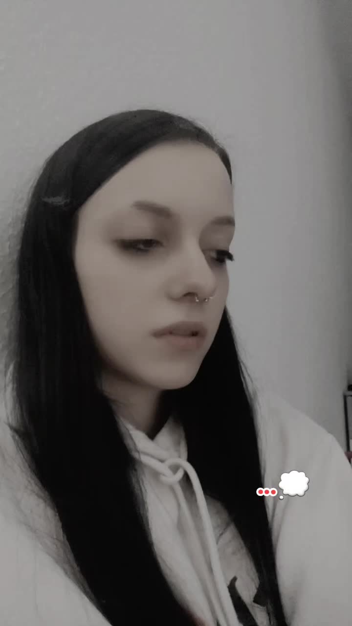 @Sahra 🇩🇪