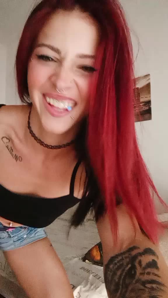 @Jeyy