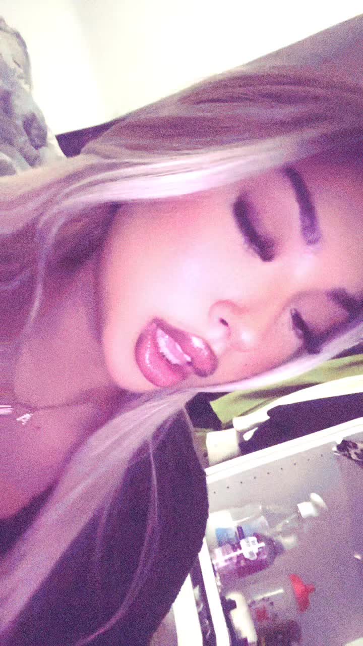 @🍒ri