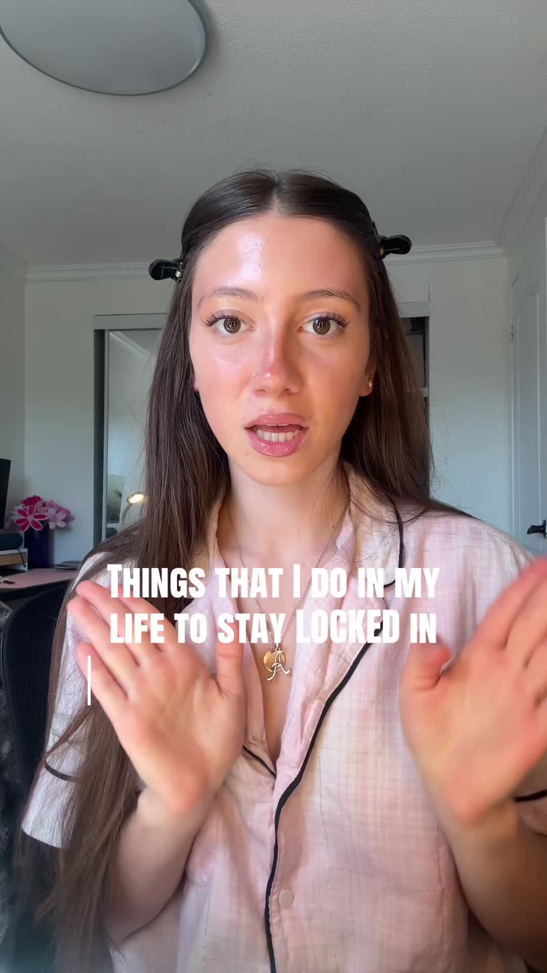 @Alana_mk