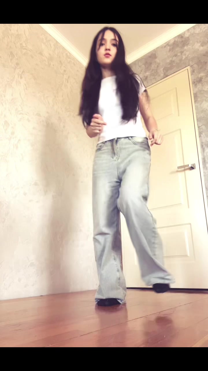 @anisa_me0