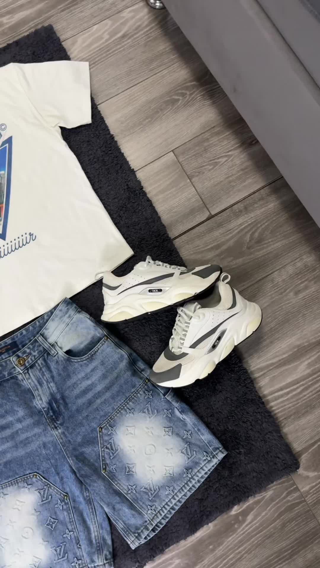 @Jayko
