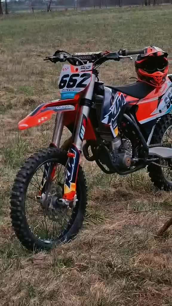 @ØPØŘØŴY_ŠXF🧡