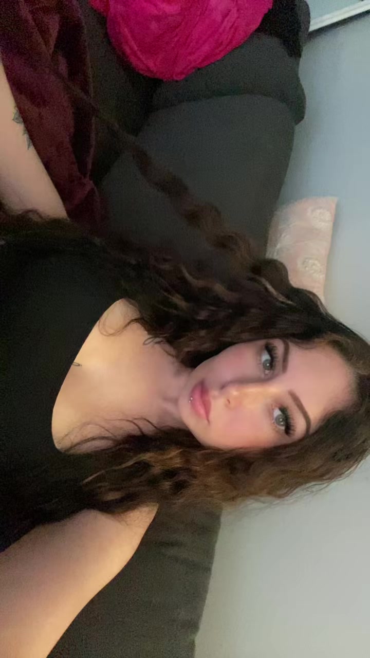 @tayswrld ✨