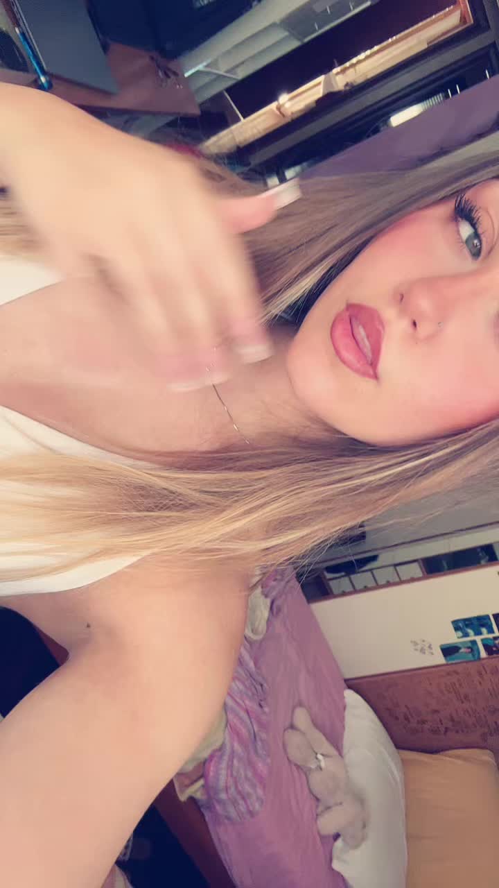 @🪩🥂💄⭐️