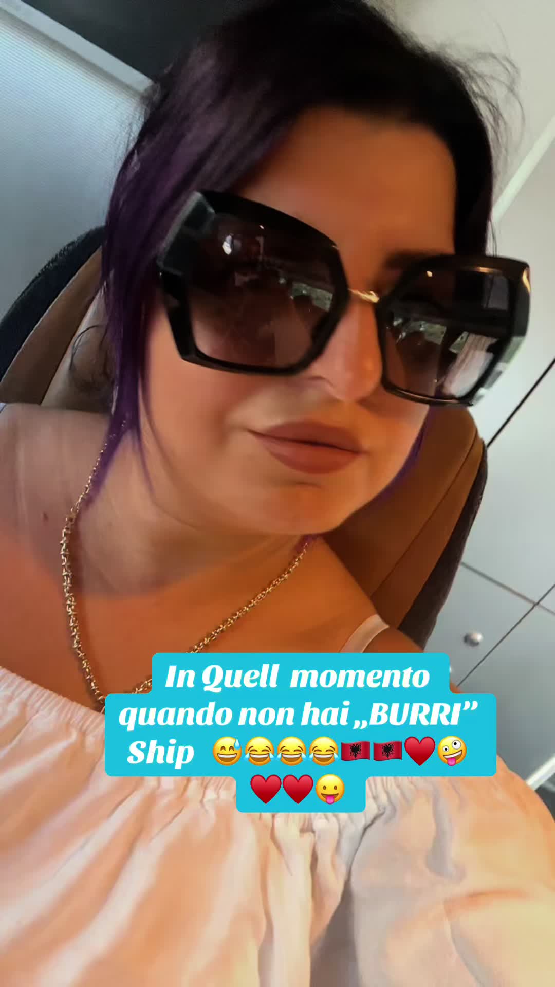 @LORYYY💛💛💛🇷🇴