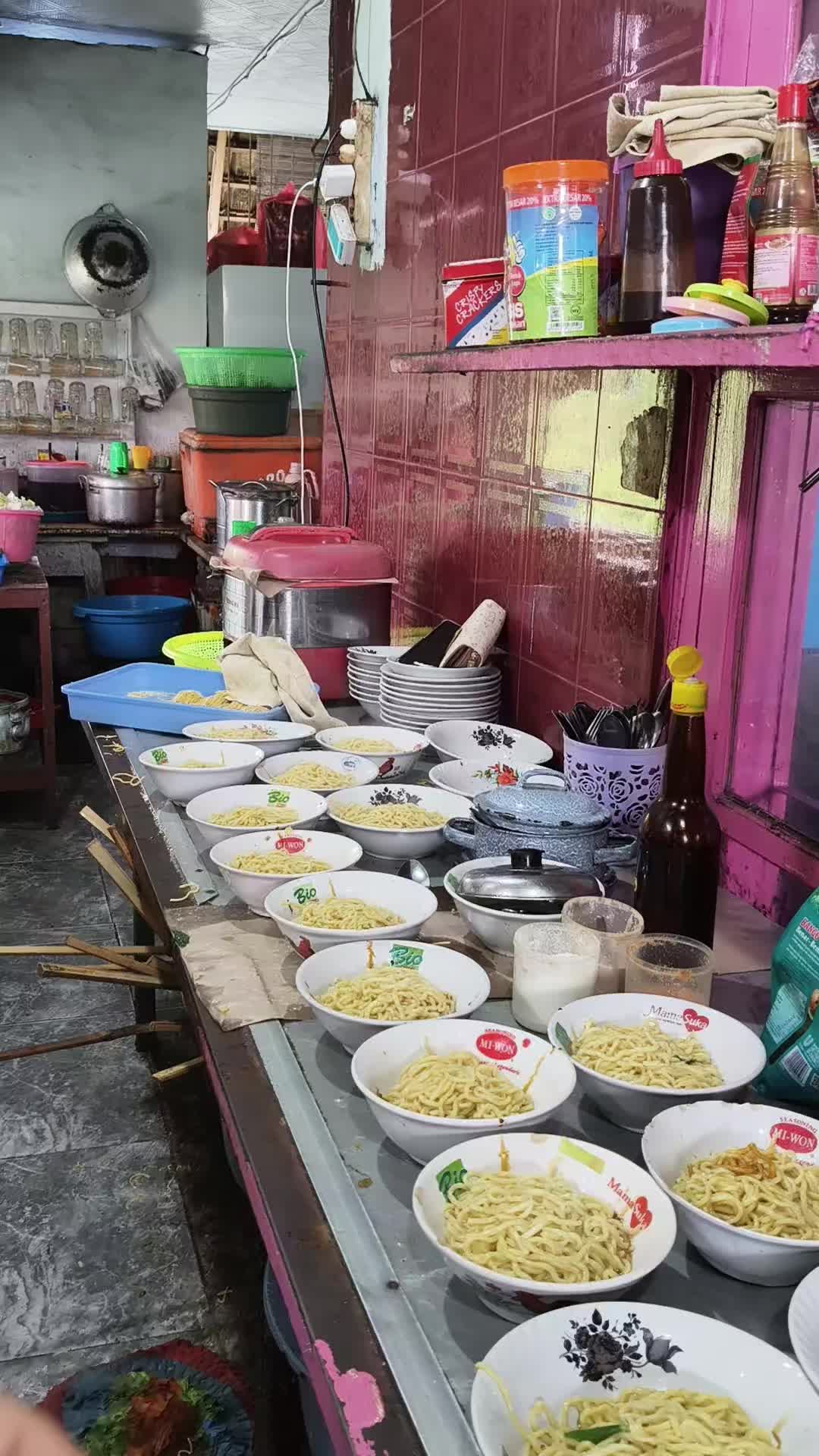 @Warung P. Indri Rogojampi
